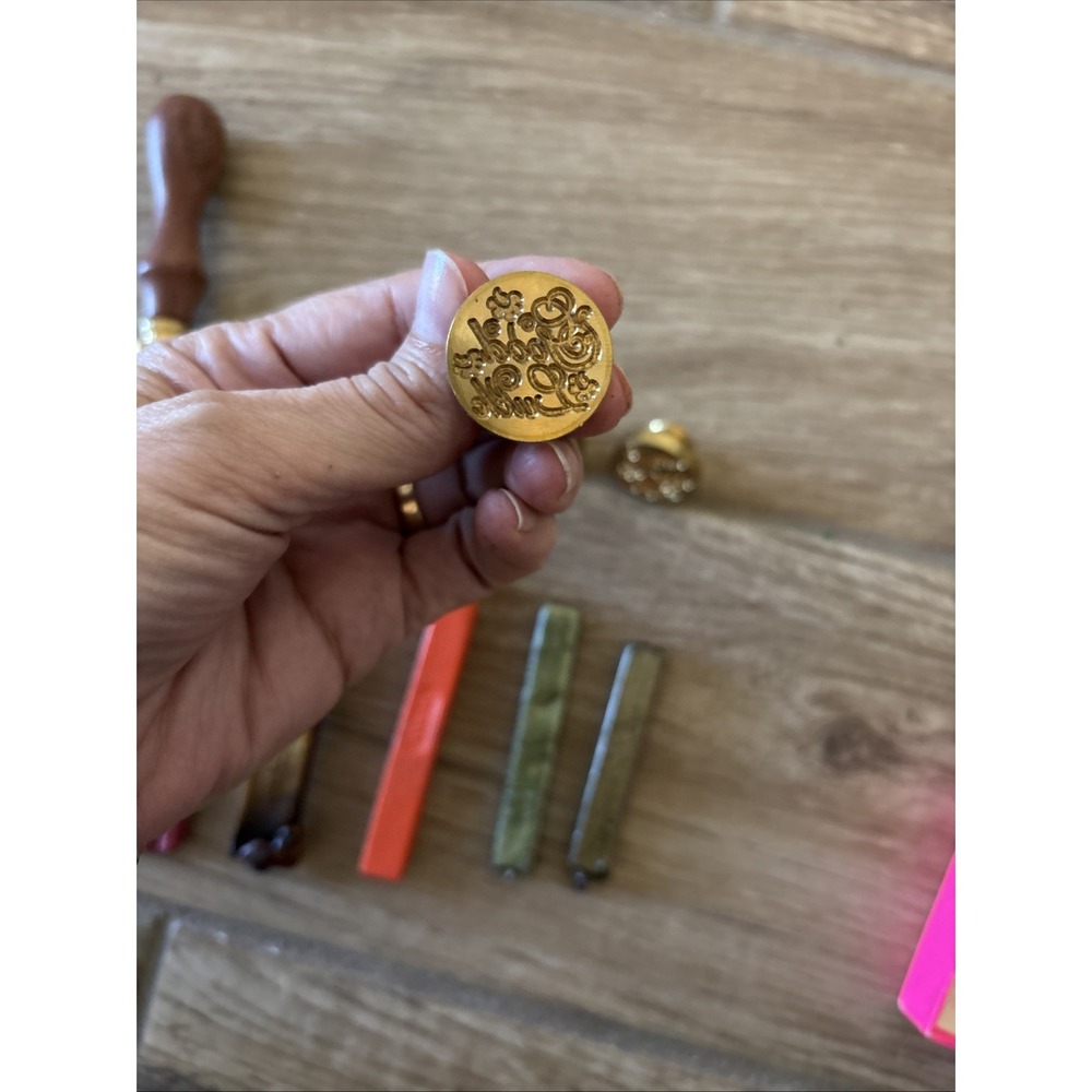 Brass wax seal stamp wooden handle six designs Flowers and leaves w/ Wax Candles - Picture 3 of 9